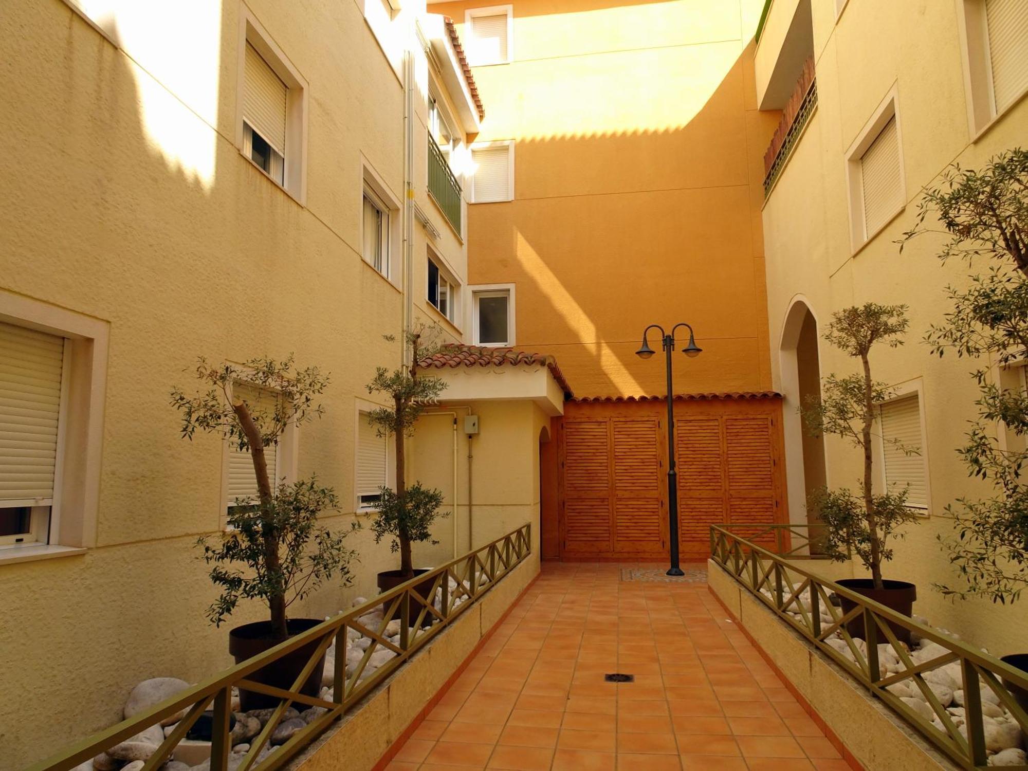 Cortes Valencianas 45 Naquera Exterior photo
